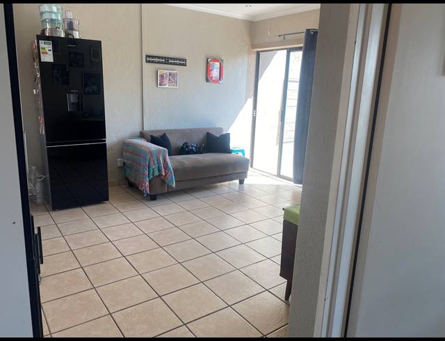 2 BEDROOM TOWNHOUSE FOR SALE IN NEW REDRUTH